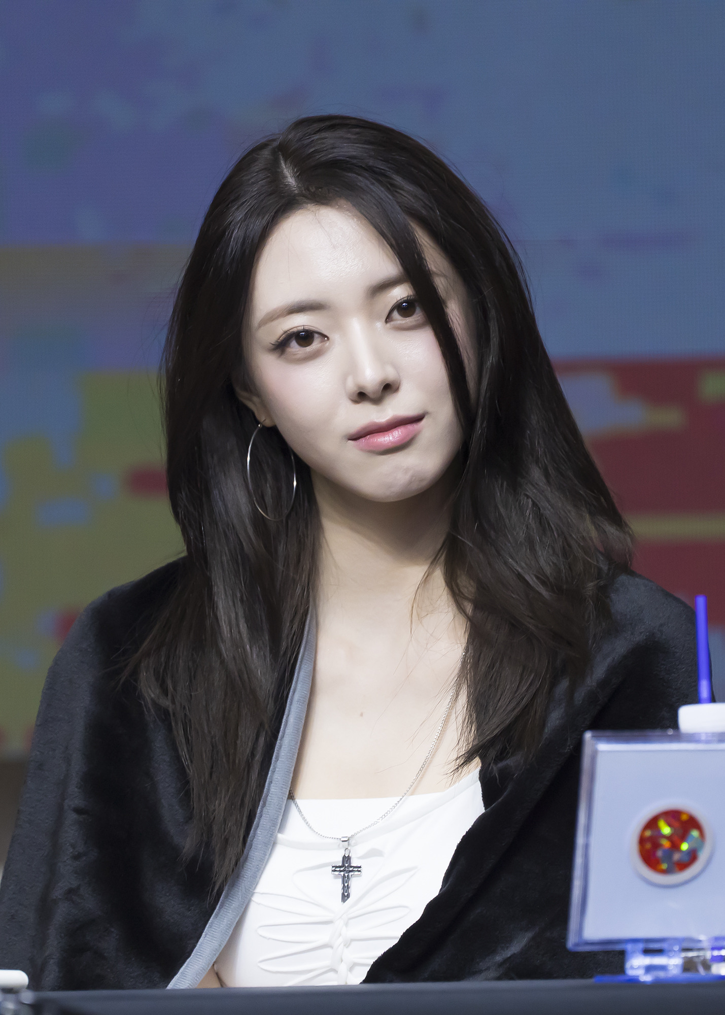 (스압)여자여자한 ITZY 유나.jpgif | 인스티즈