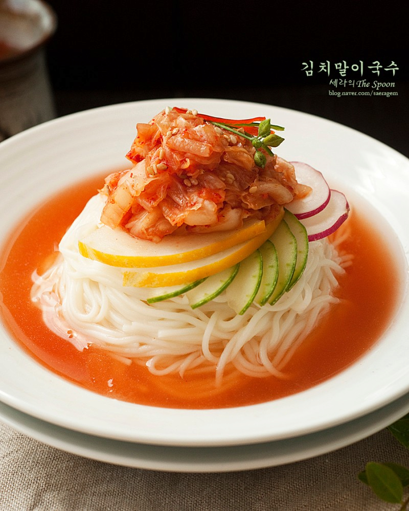 돌돌말이국수 이미지