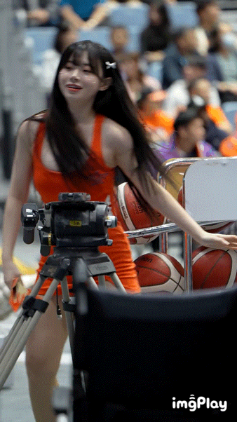 요즘 인기 엄청 많다는 은근히 섹시한 김나연 치어리더 | 인스티즈