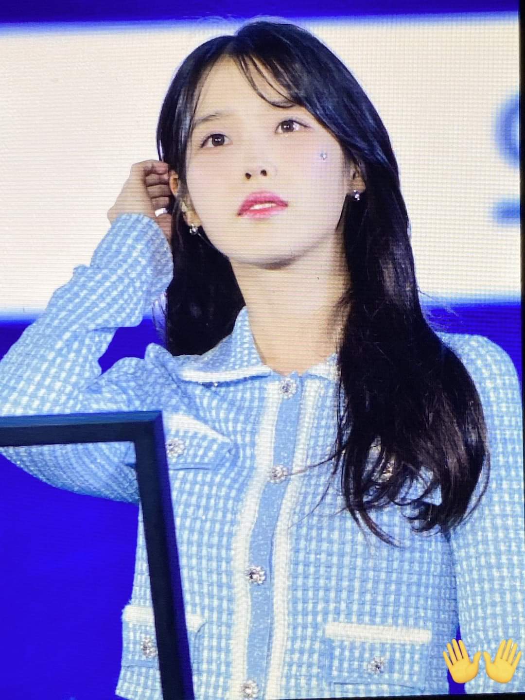 어제 행사뛴 아이유 비주얼 근황.jpg | 인스티즈