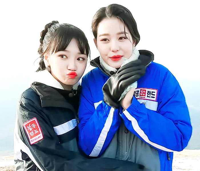 생애 첫 패러글라이딩 타고 엄청 신난 아이즈원 장원영.gif | 인스티즈