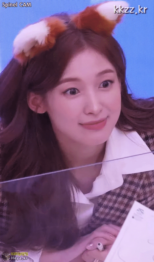 눈빛으로 사람 홀리는 오마이걸 아린 | 인스티즈