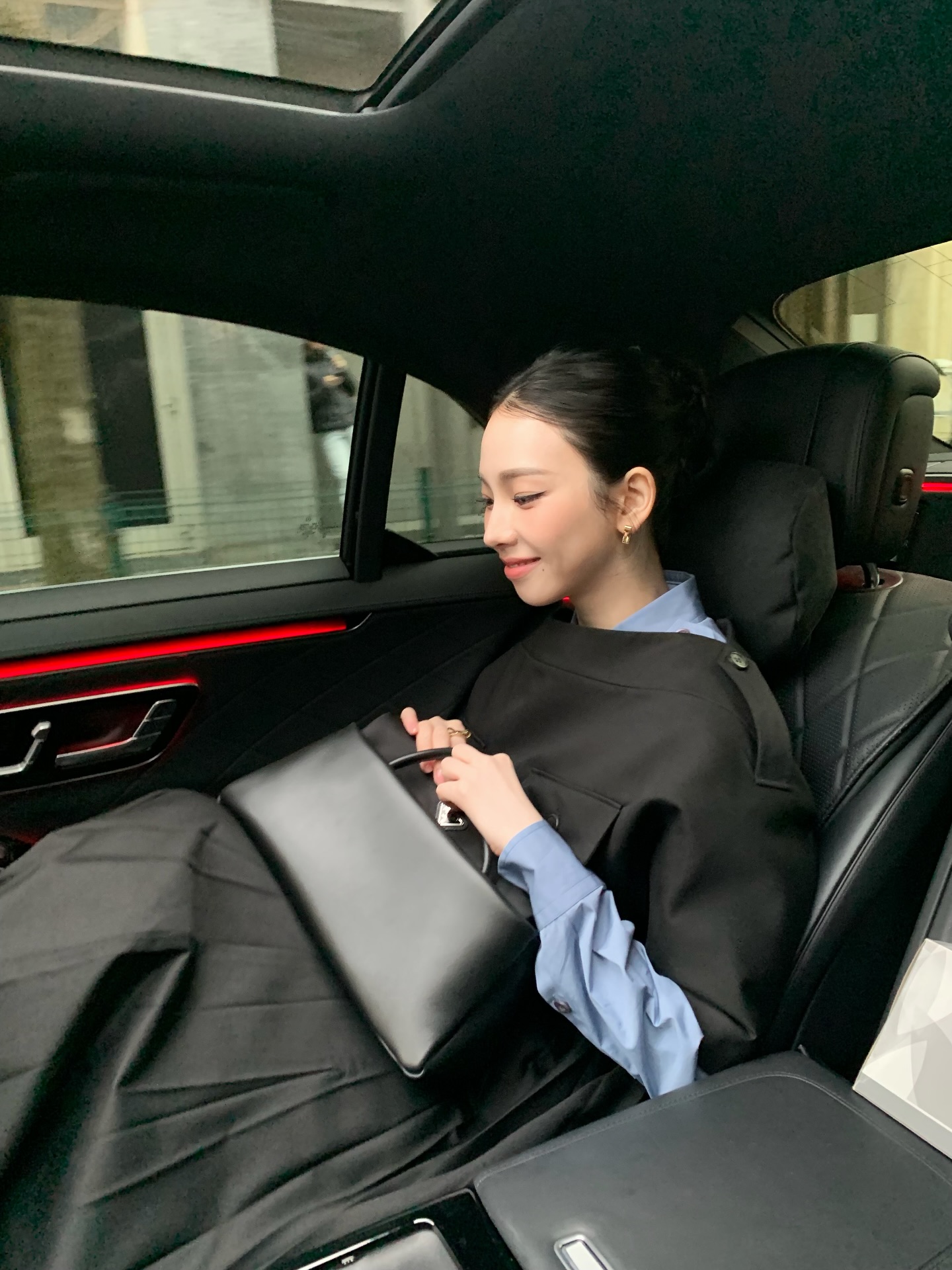 올빽머리 프라다 풀착장한 카리나 인스타 .jpg | 인스티즈