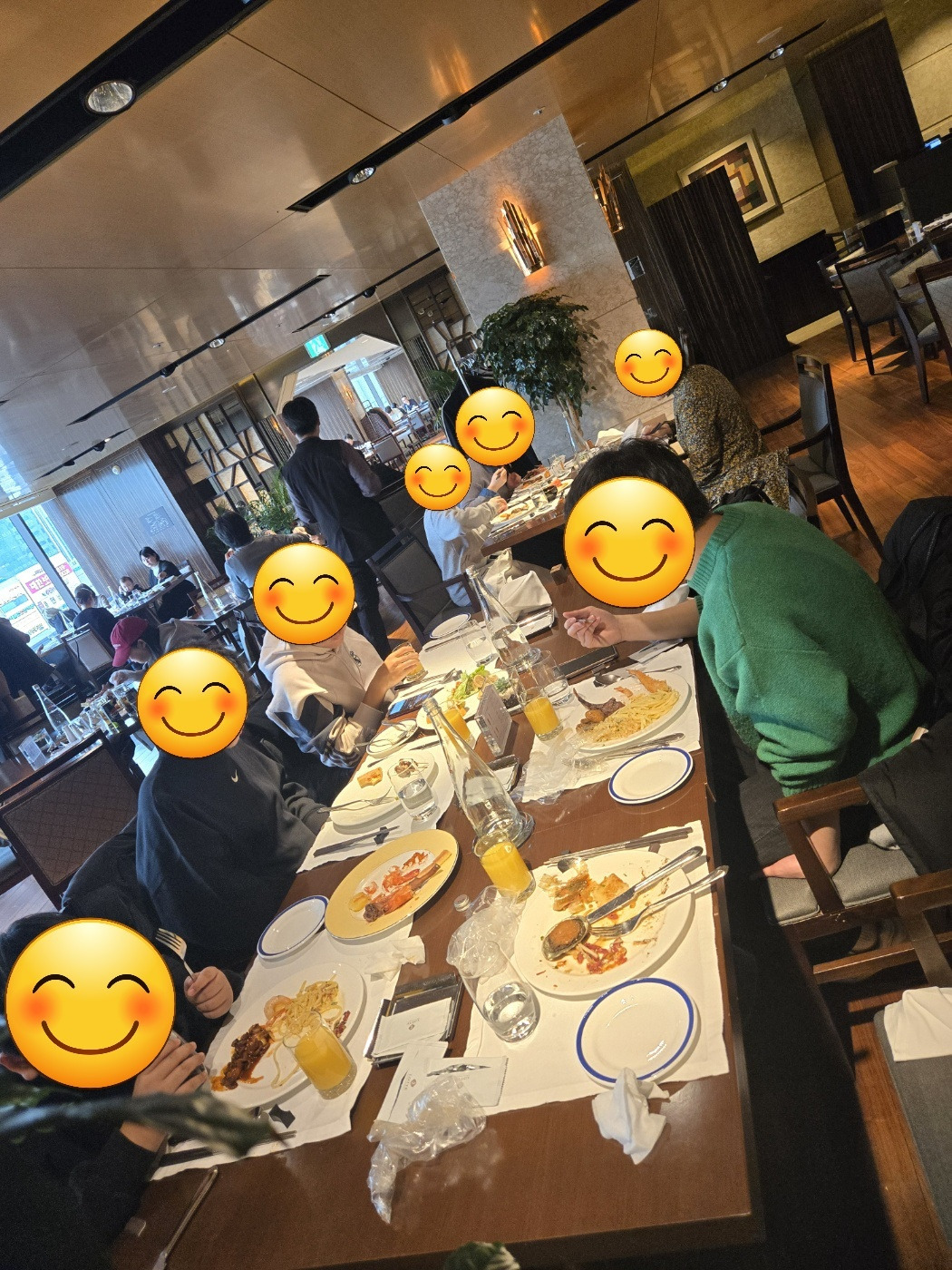 그룹홈 아이들에게 부산 최고의 호텔 뷔페 맛보게 하기 기부 2탄.... | 인스티즈