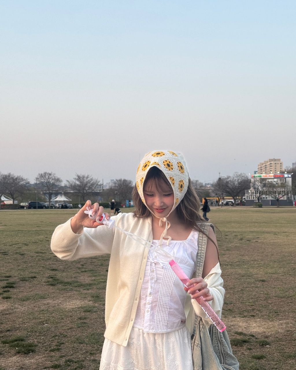 27살인데도 귀여운 프로미스나인 송하영 | 인스티즈