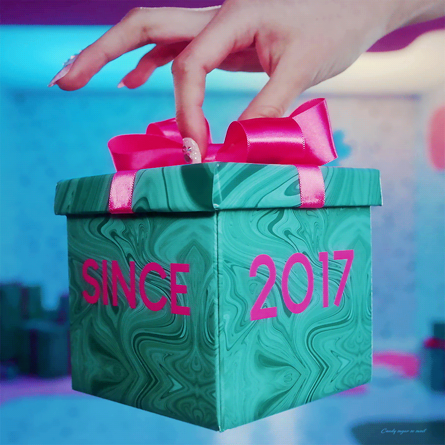 시작하자마자 채영이 캐리하는 트와이스 신곡뮤비.gif | 인스티즈