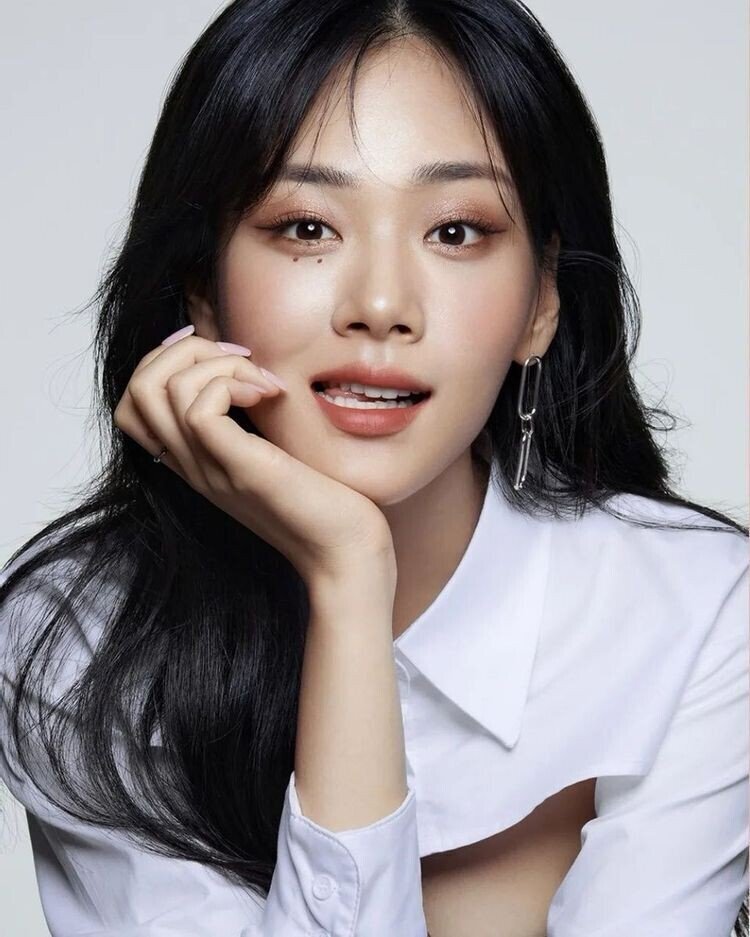 아이돌 데뷔 앞두고있는 비비 여동생 | 인스티즈