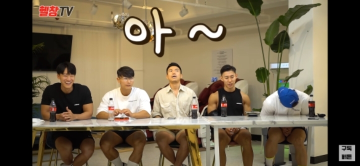 몸 개좋은 헬이 받는 인스타 DM 수준.JPG | 인스티즈