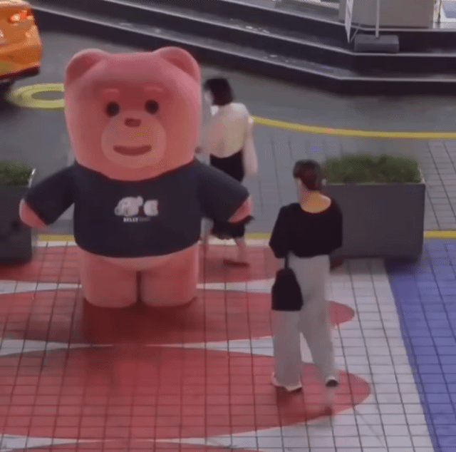 일하다 맞는 인형탈 알바 | 인스티즈