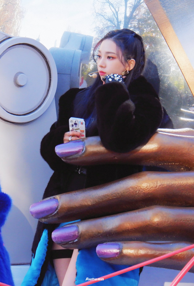 뉴욕에 간 카리나에겐 감동이 있다.gif | 인스티즈