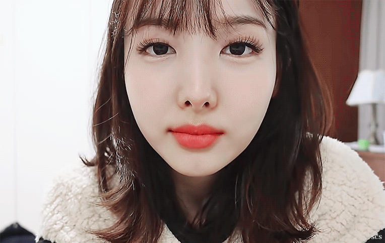 트와이스 나연의 마니또 브이로그(feat. 쿠크+방에 있는 물건 소개) | 인스티즈