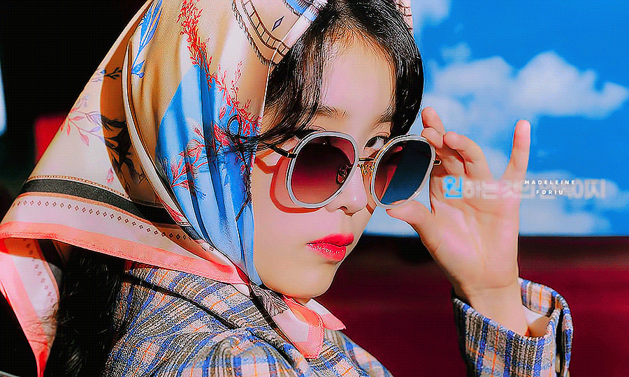 (스압)최근 아이유 미모 ㄷㄷㄷ.jpgif | 인스티즈