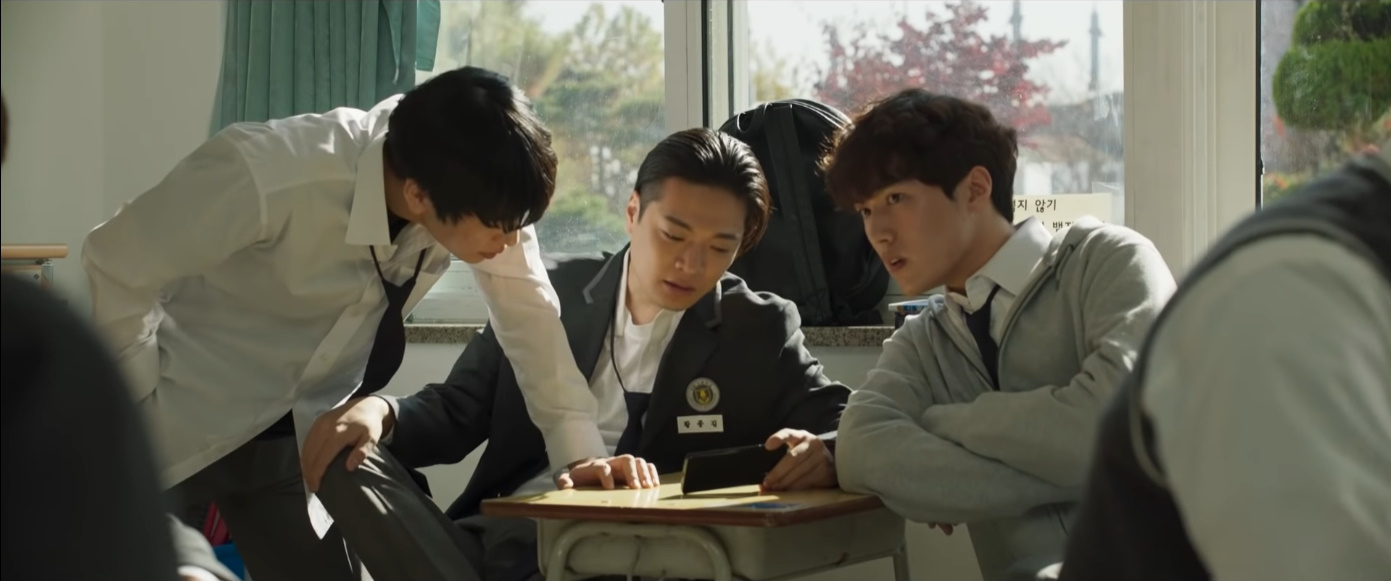 볼펜으로 일진 눈을 찔러버렸어요.... | 인스티즈