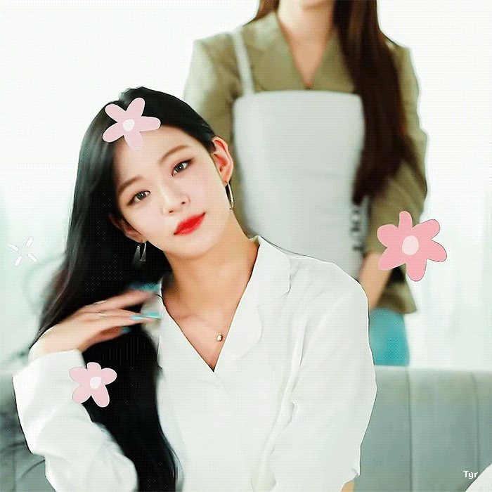 (스압)얼굴도 몸매도 이쁜 프로미스나인 이채영.jpgif | 인스티즈