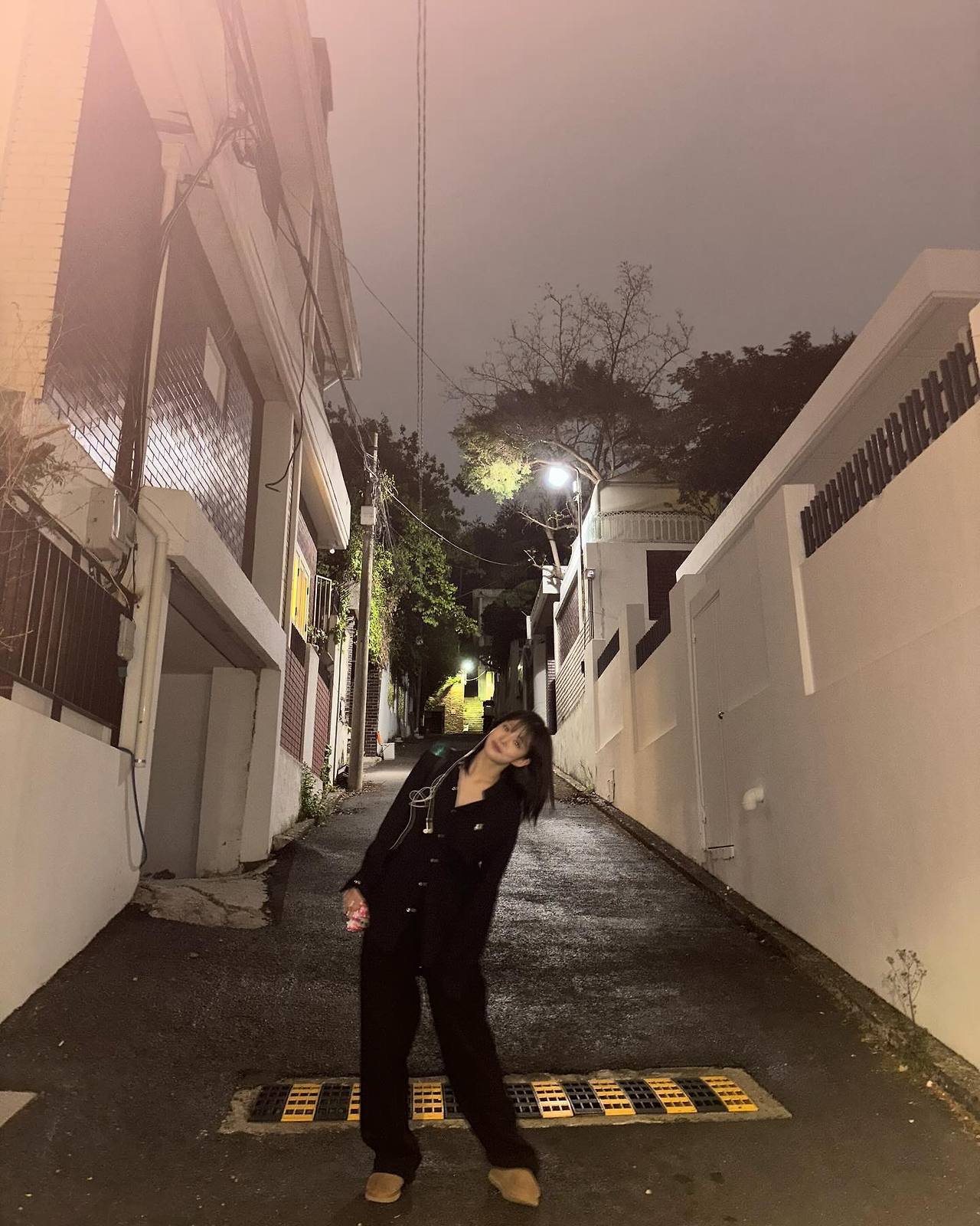 야밤 데이트 느낌 나는 프로미스나인 이채영 인스타.jpg | 인스티즈