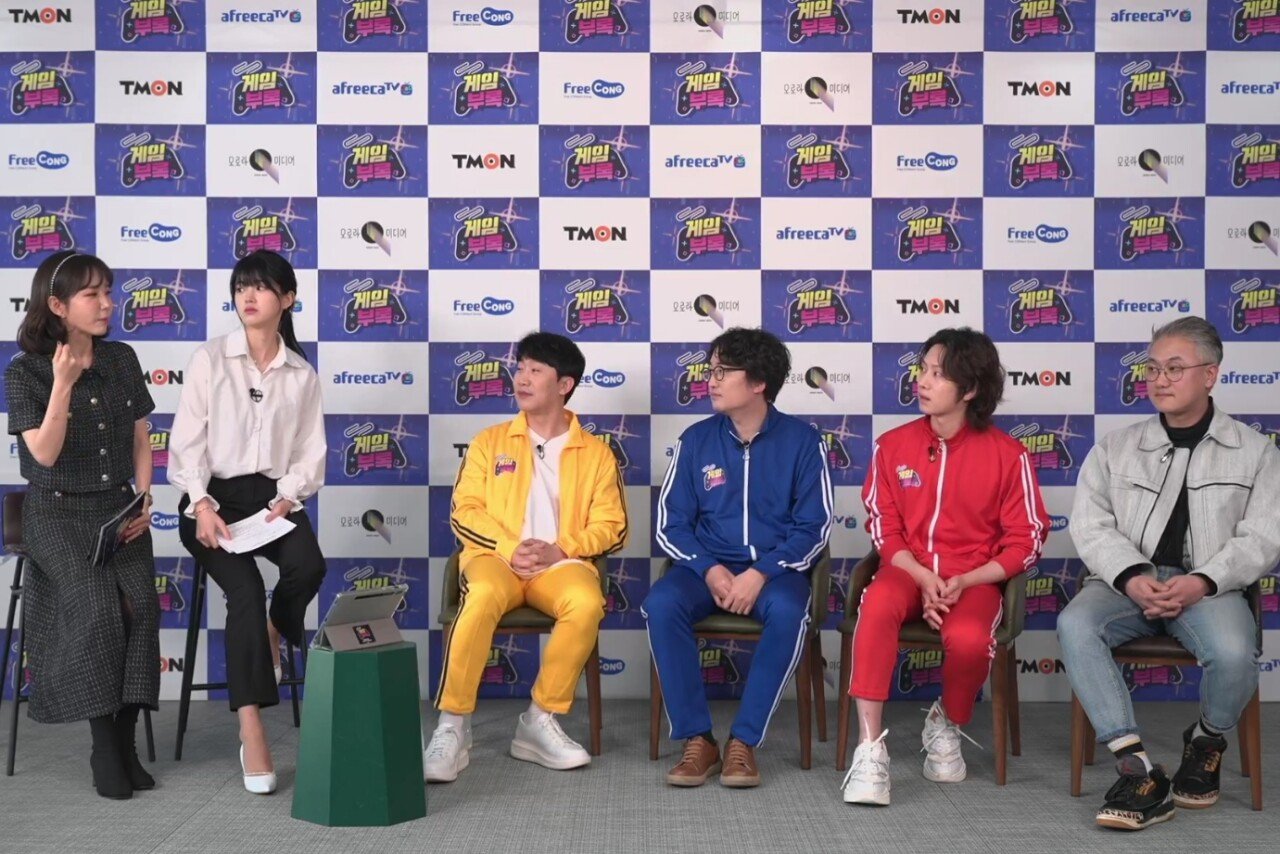 김희철이 진짜 미인이고 키도 크고 비율도 엄청 좋다고 얘기한 비제이 | 인스티즈