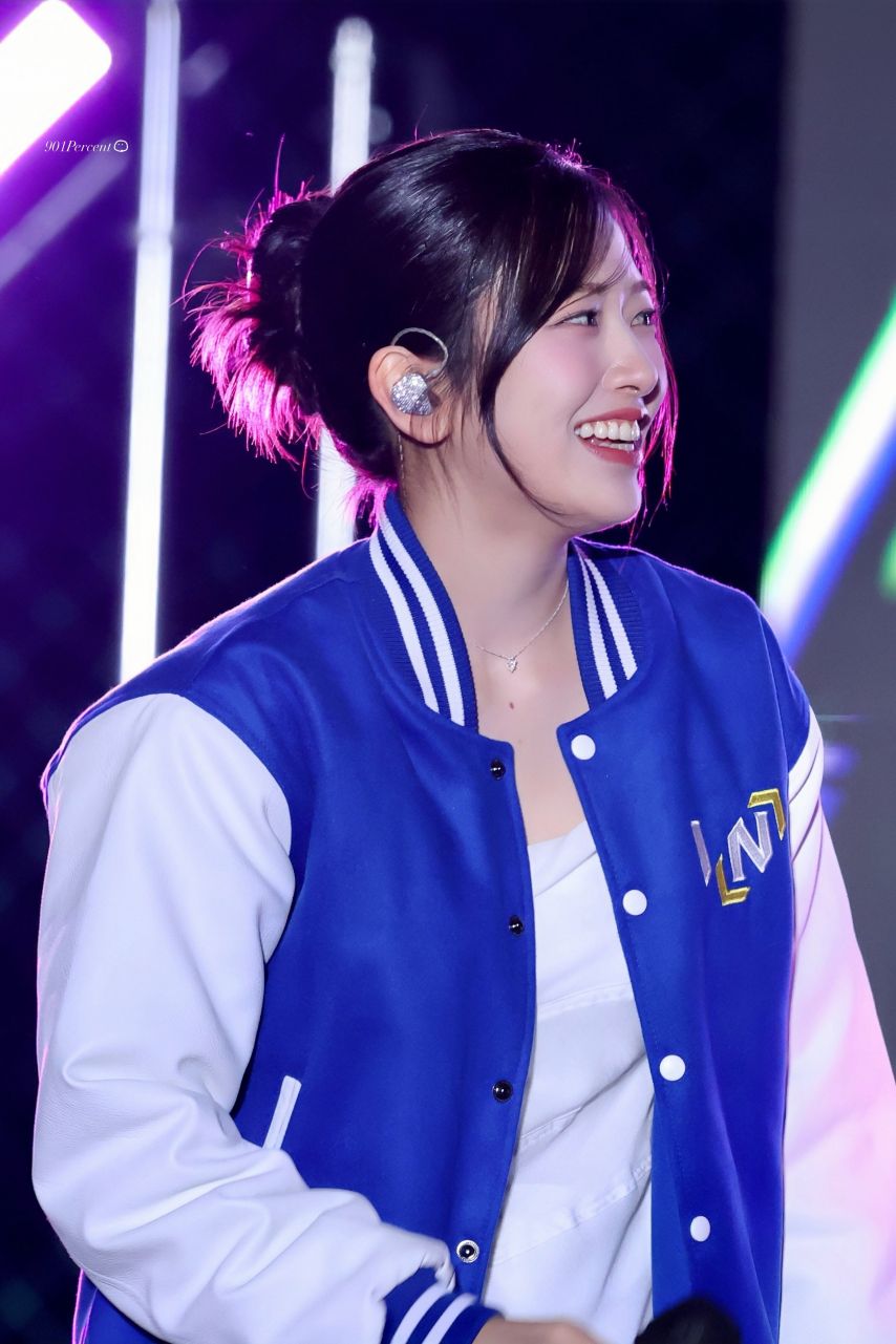 은근 이쁜데 설명할 방법이 없는 안유진 근황.jpg | 인스티즈