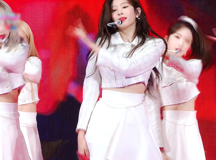 보스 아이즈원 민주.gif (스압,움짤 多) | 인스티즈