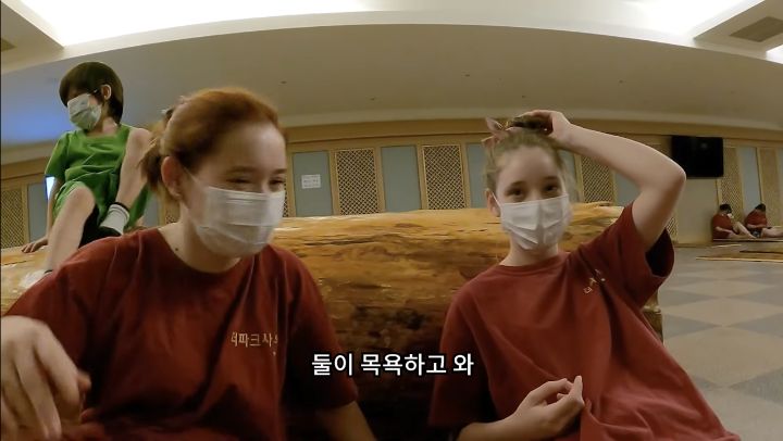 한국 찜질방 처음 경험하고 충격받은 외국인.jpg | 인스티즈