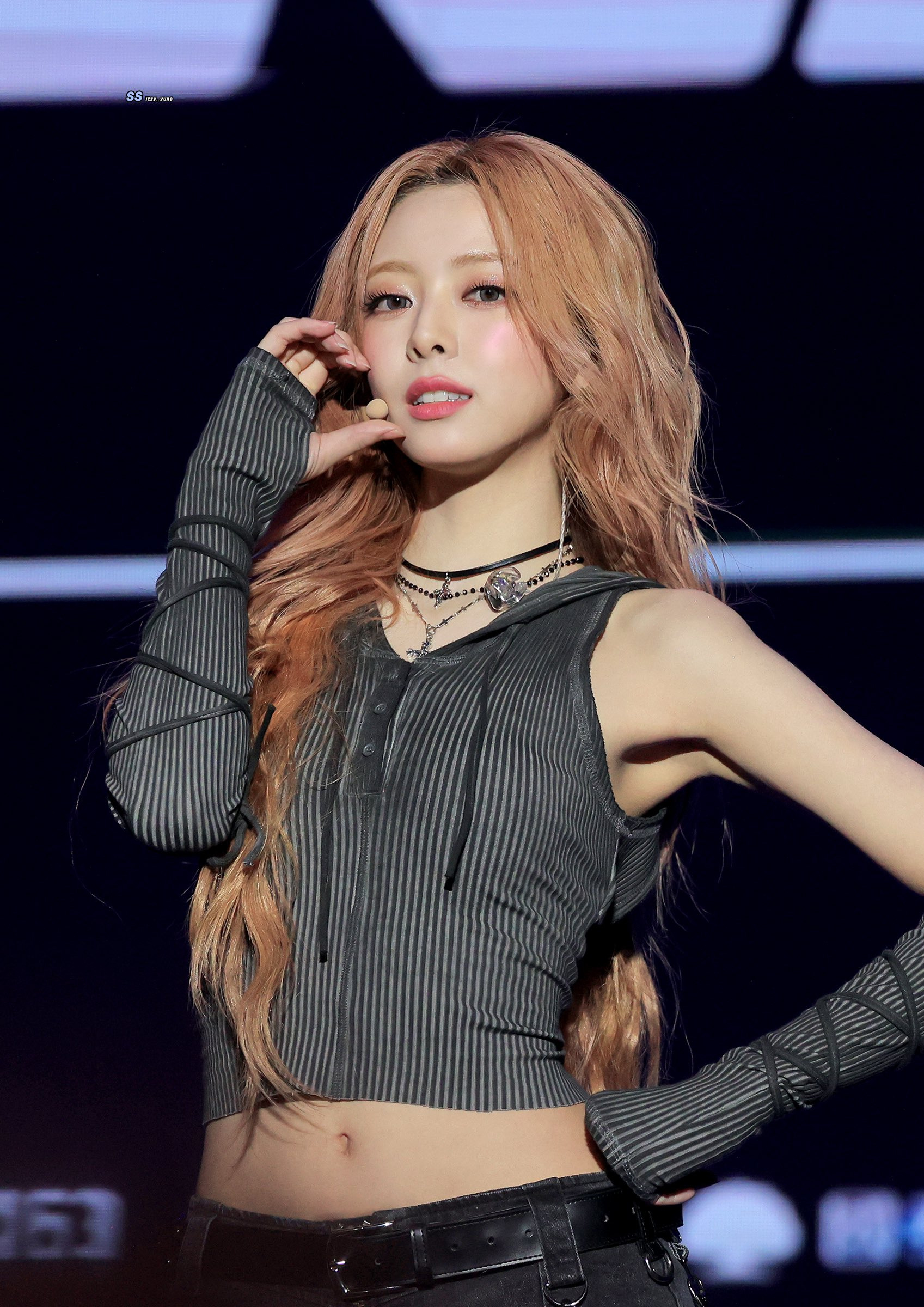 (스압)여자여자한 ITZY 유나.jpgif | 인스티즈