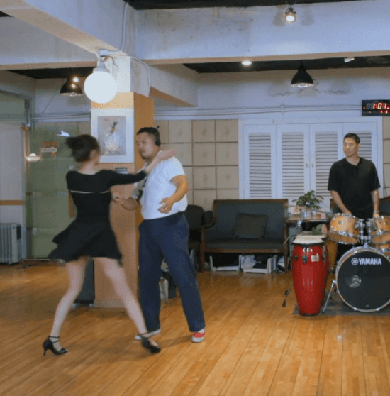 러블리즈 미주"너 여친 있는거 왜 말 안했니?" | 인스티즈