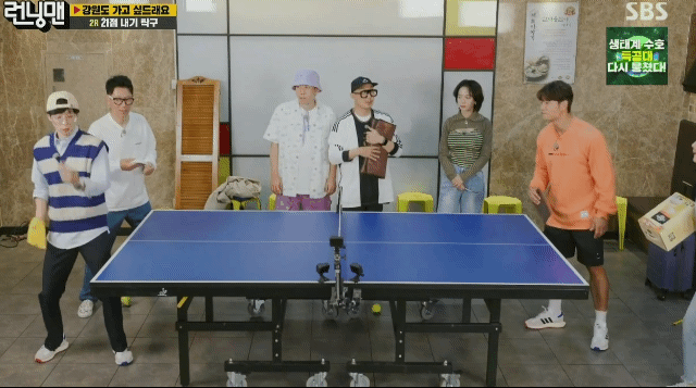 ?? : 운동 미션할 때 멤버들이 전소민 너무 안 껴주는거 같아요.jpgif | 인스티즈