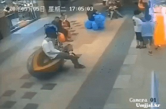 억울하게 뺨 맞은 아이 | 인스티즈