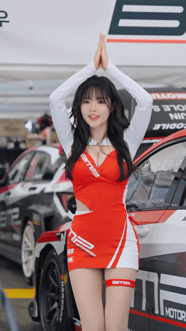 스트리머겸 레이싱 모델 홍딩굴.jpg | 인스티즈