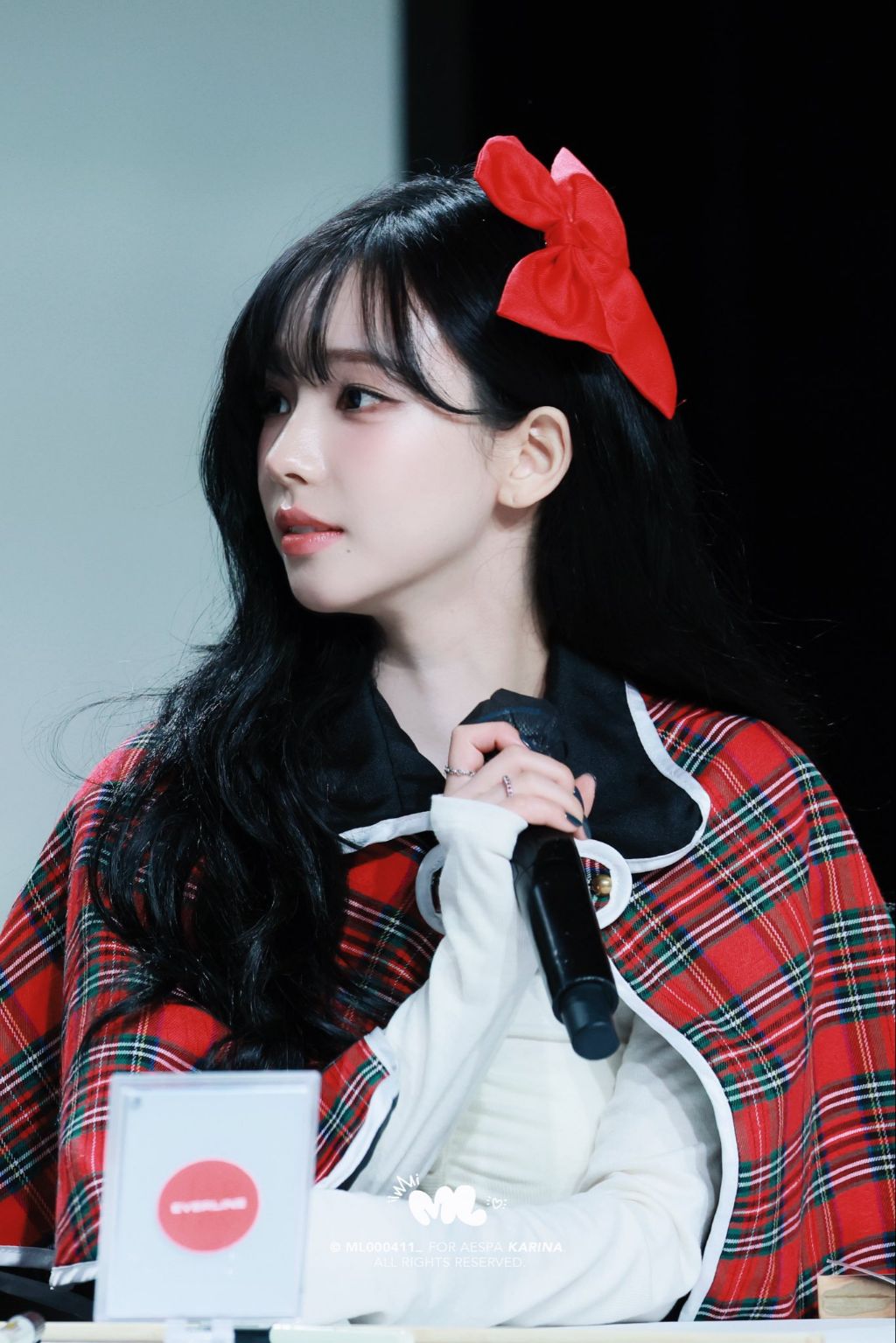 오늘자 카리나 역대급 미모 | 인스티즈