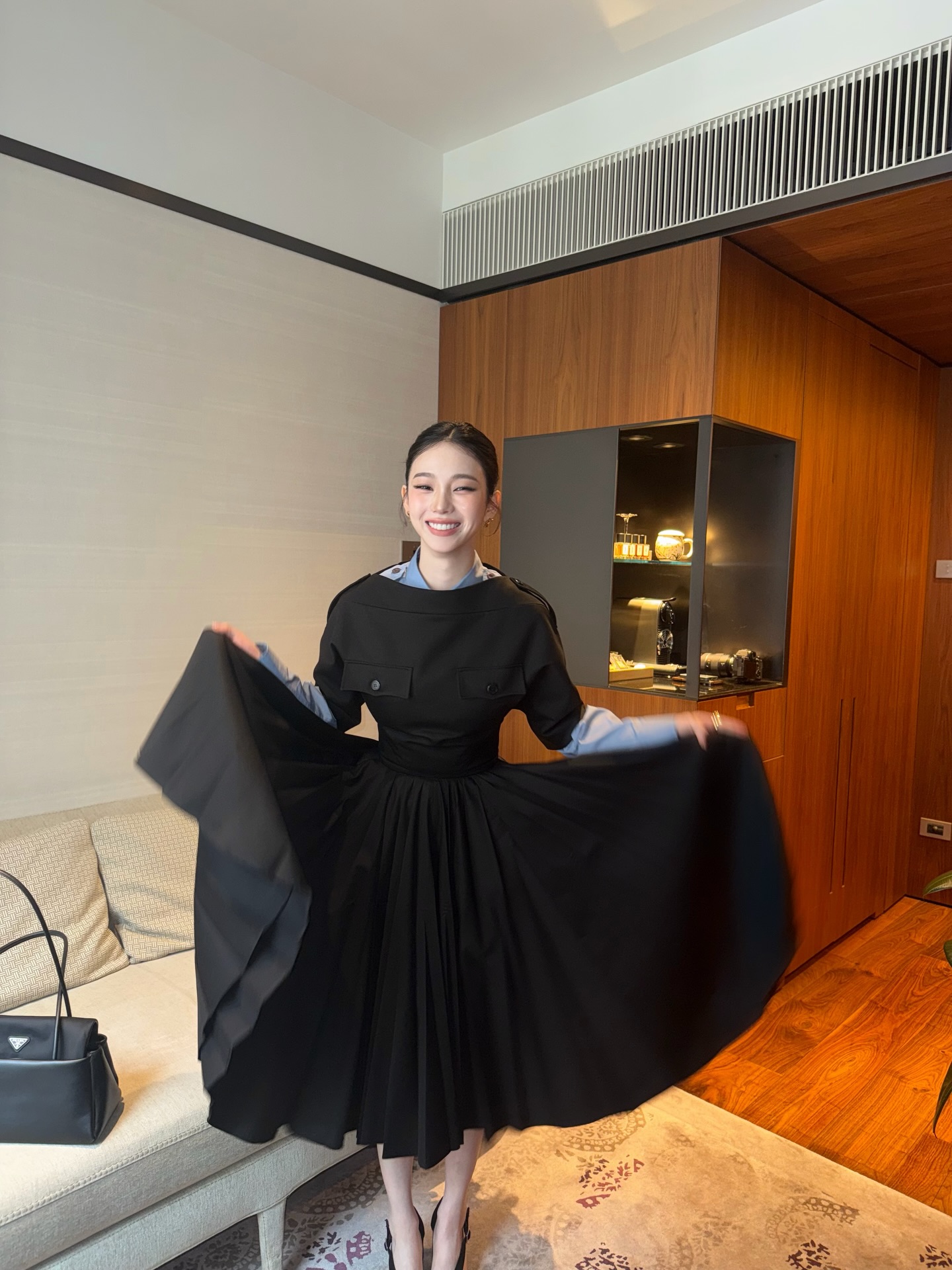 올빽머리 프라다 풀착장한 카리나 인스타 .jpg | 인스티즈