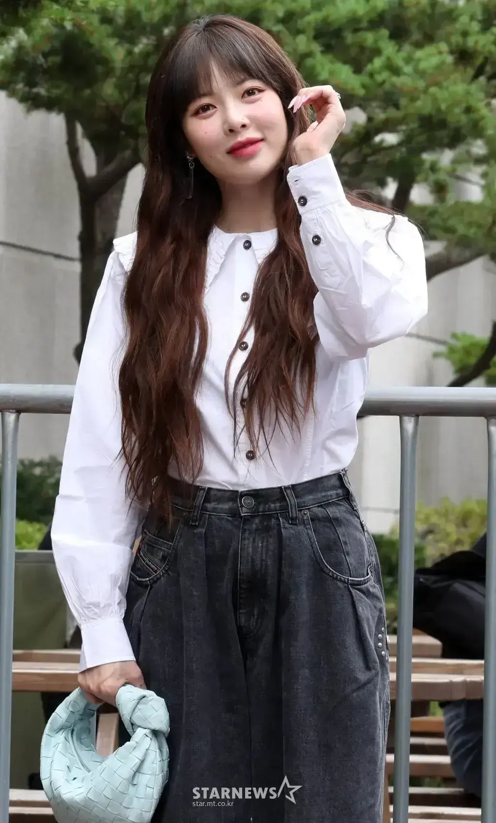 화장 연하게 한 현아 | 인스티즈