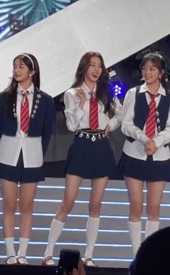 봐도봐도 놀라운 아이브 장원영 다리길이 | 인스티즈