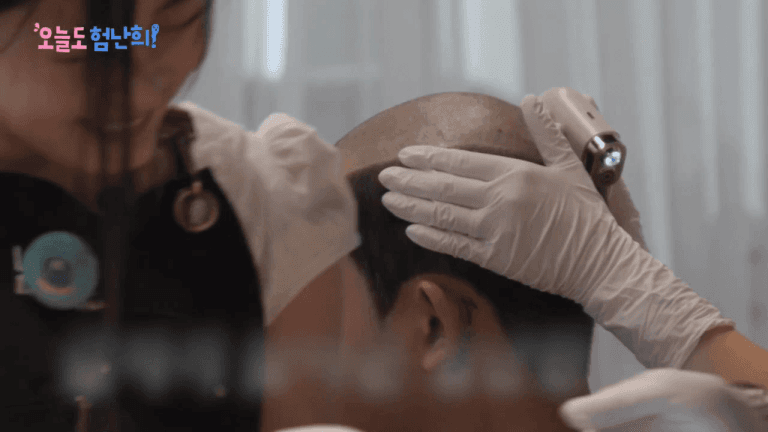 기습 암살시도 버티는 아일릿 원희 | 인스티즈