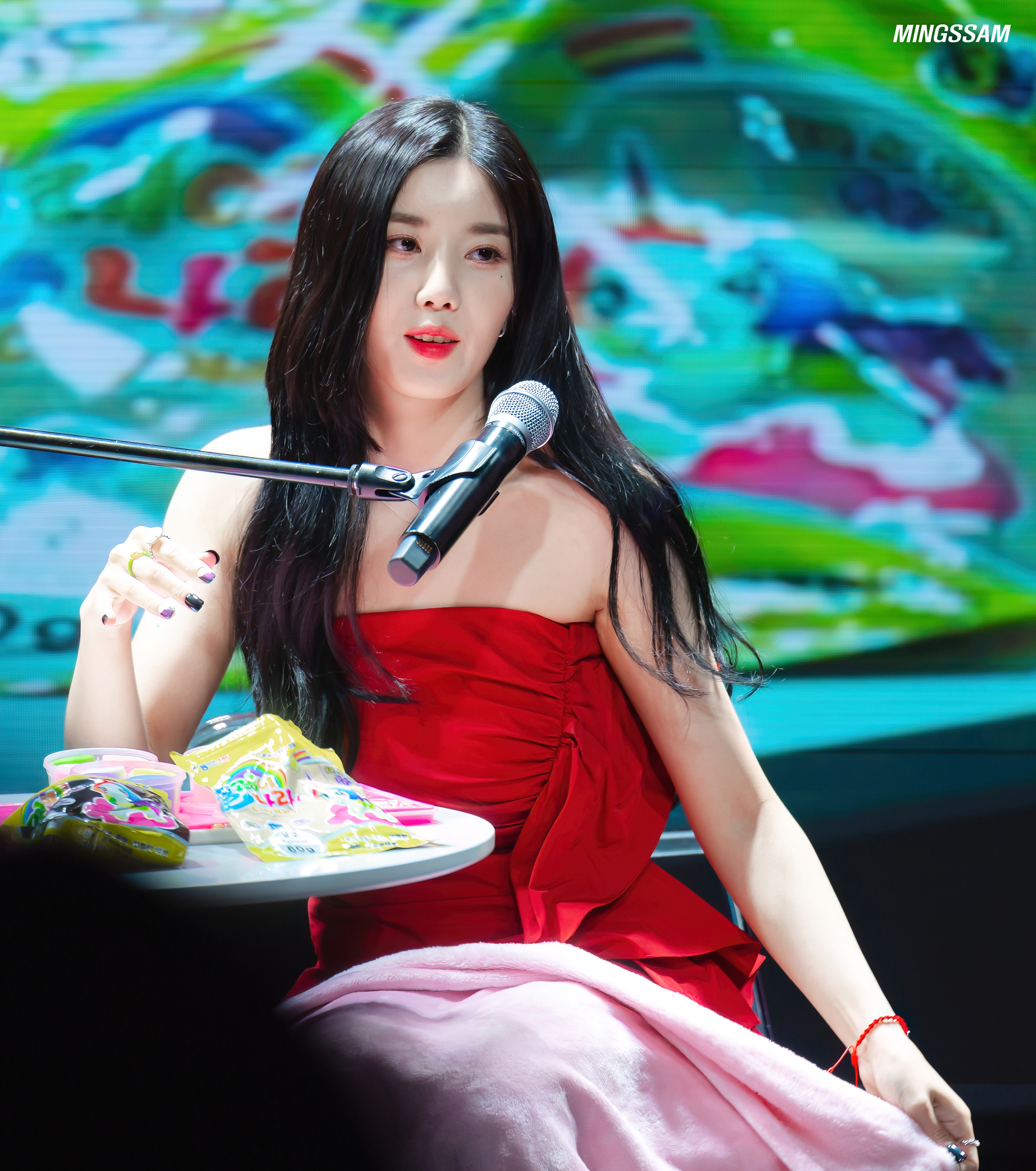 (스압)더 예뻐진 최근 권은비.jpgif | 인스티즈