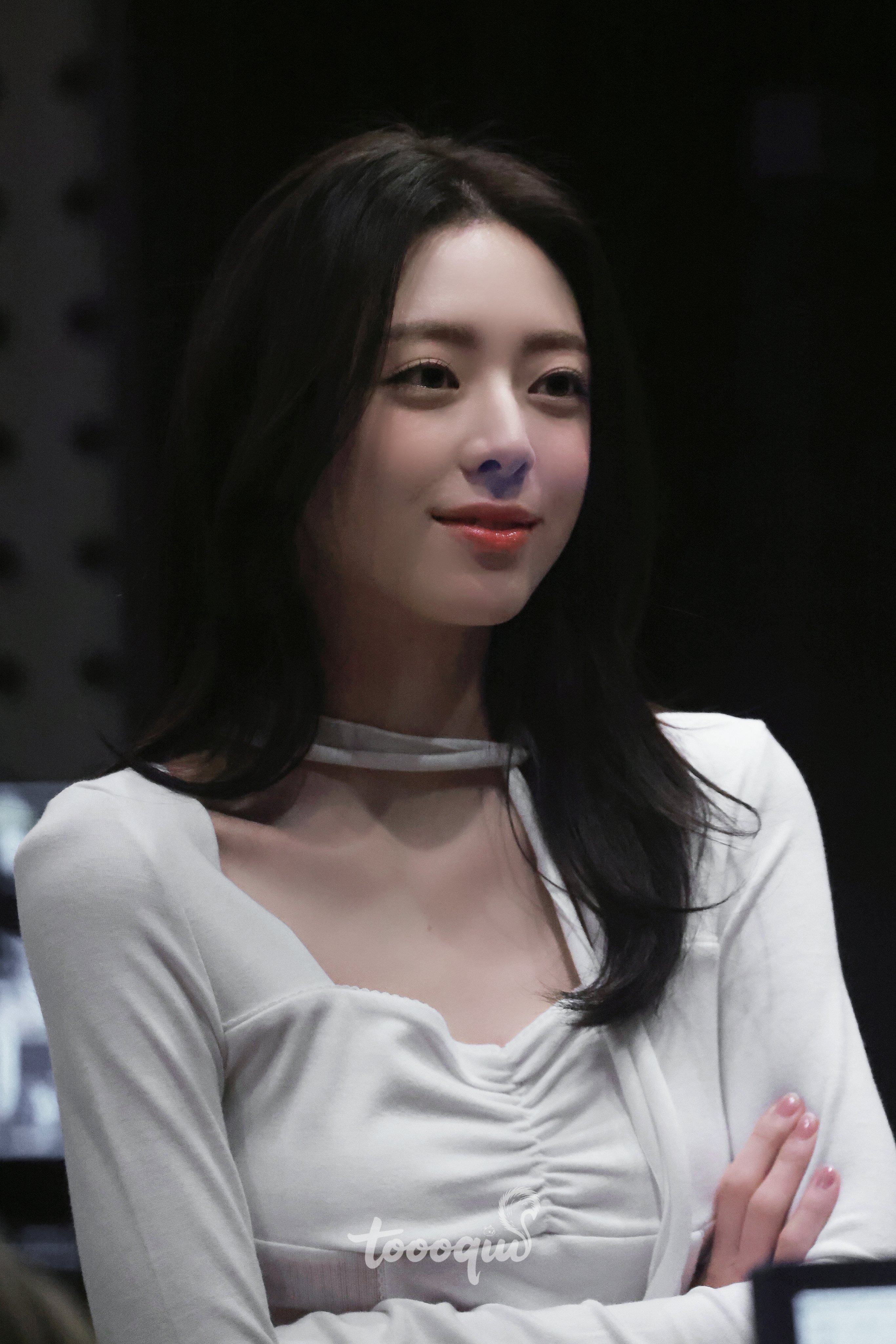 (스압)여자여자한 ITZY 유나.jpgif | 인스티즈