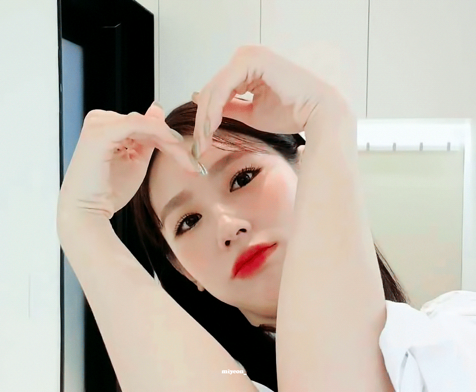 최근 (여자)아이들 미연.gif | 인스티즈