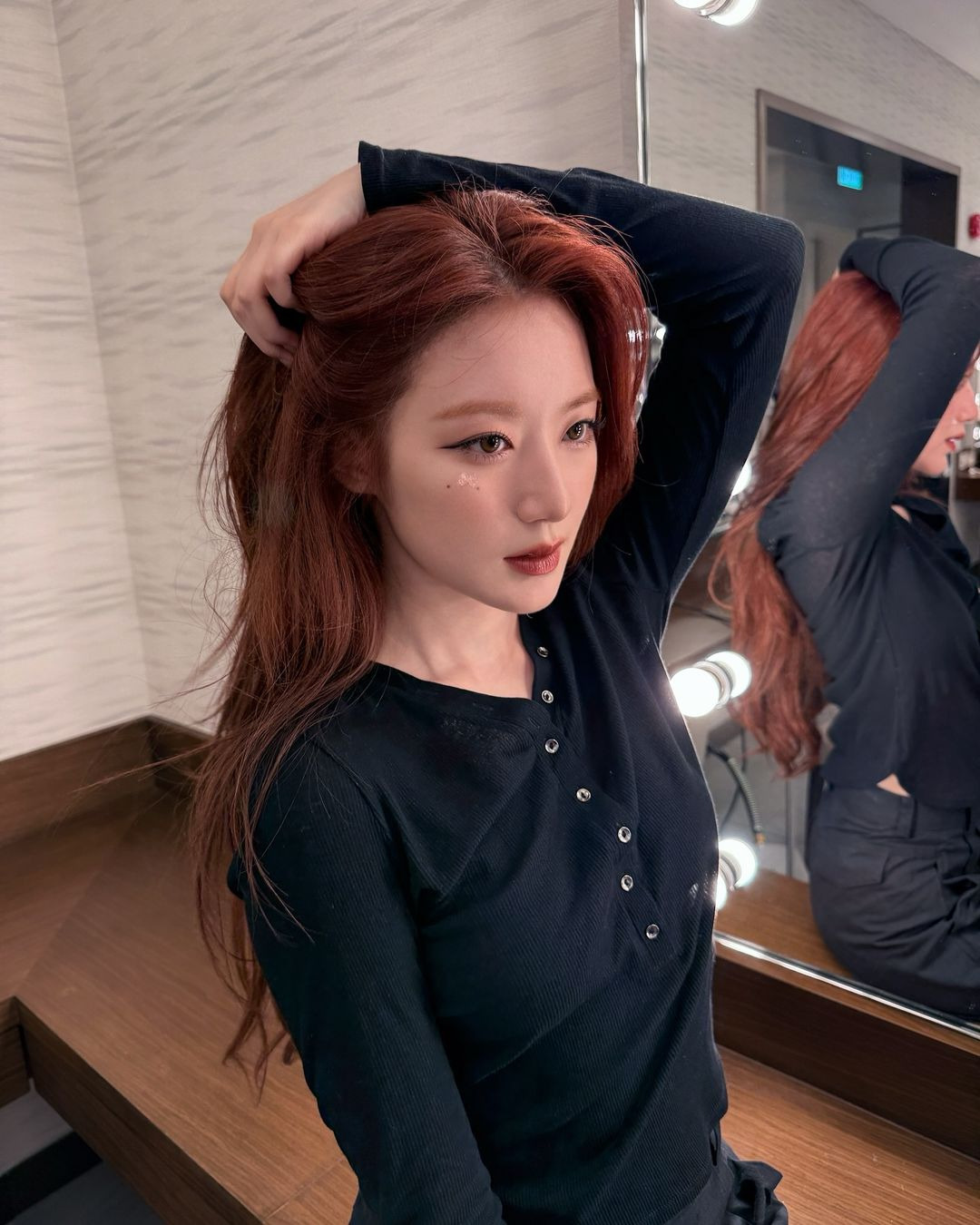 오늘자 슈화 섹시한 의상 .jpg | 인스티즈