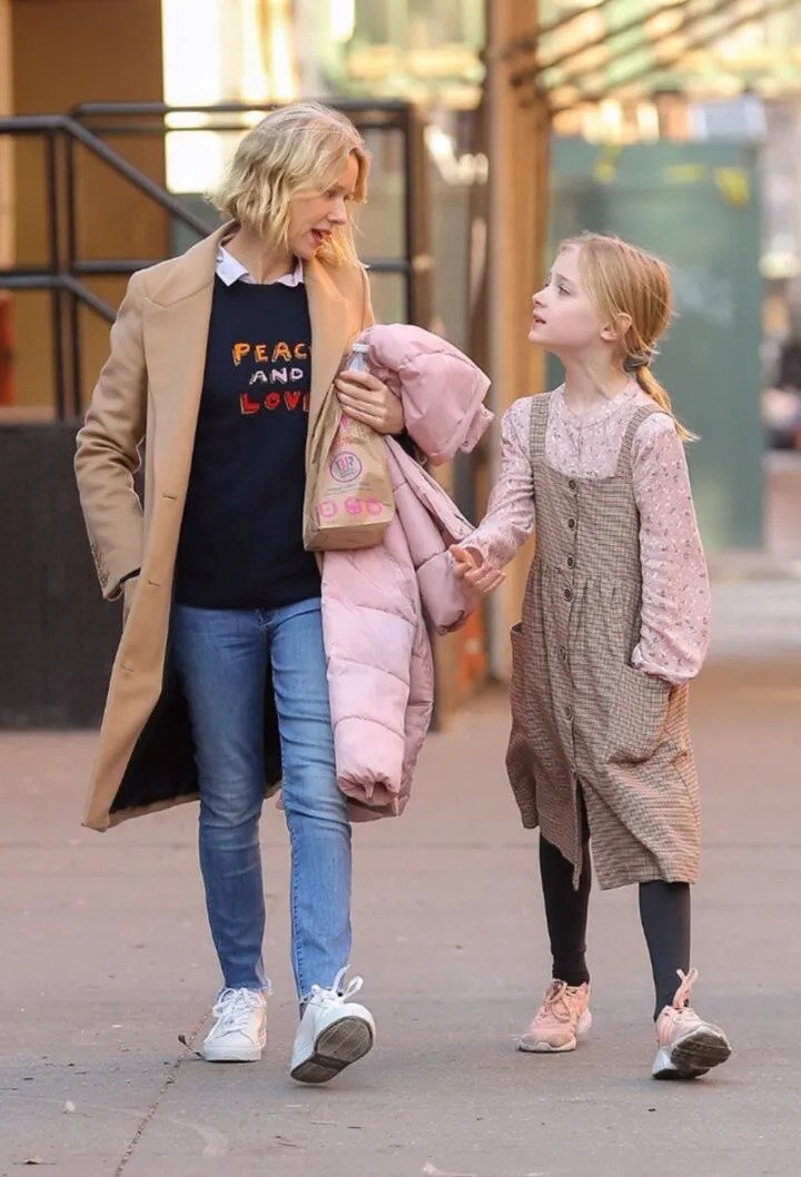 딸이 된 나오미 왓츠 아들 최신 근황.jpg | 인스티즈