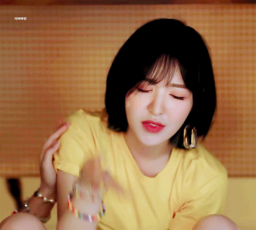 역술인이 말하는 레드벨벳 웬디 사주.gif | 인스티즈