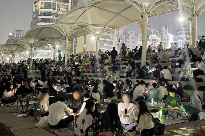 부산 수변공원 음주 전면금지 전 후.jpg | 인스티즈