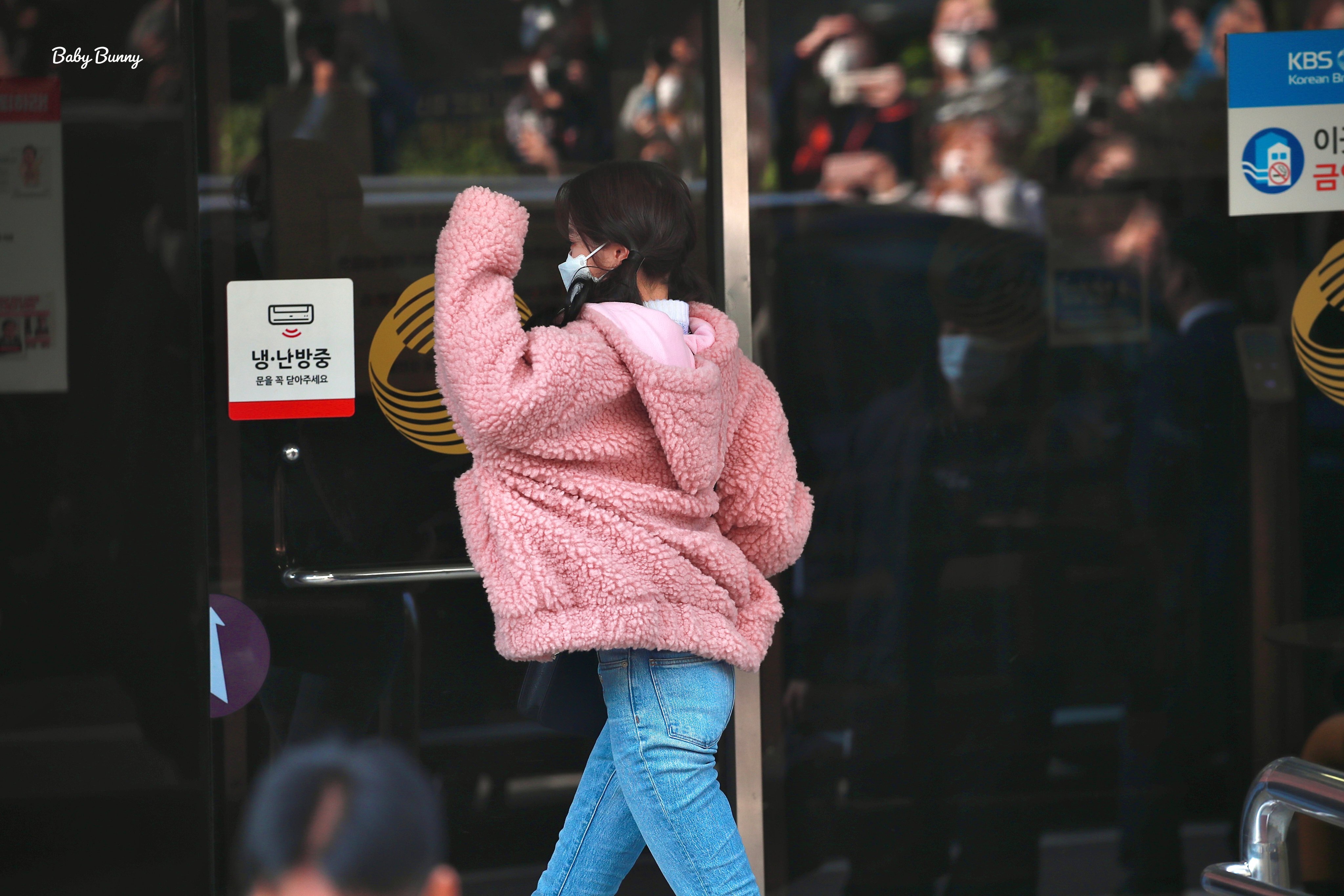 복실복실한걸 너무 좋아하는 아이브 장원영 | 인스티즈