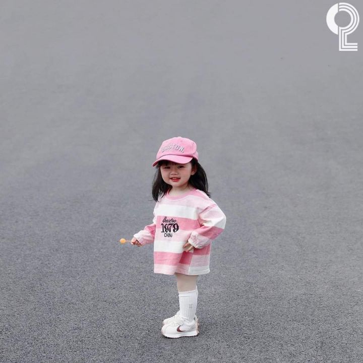 매일 아침마다 등원룩 OOTD 찍는 아기 | 인스티즈