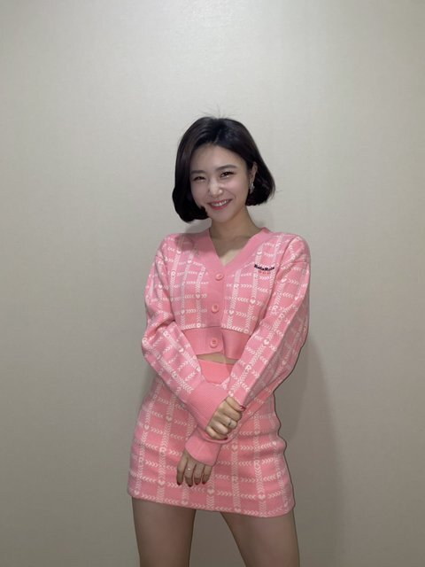 브레이브걸스 단발좌 유나.jpg | 인스티즈