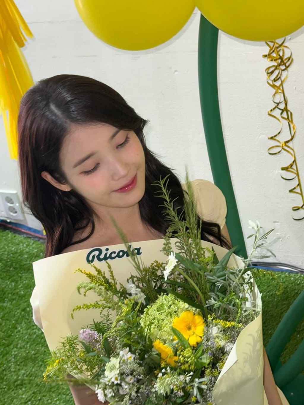 2026년 아이유 첫 인스타그램 | 인스티즈