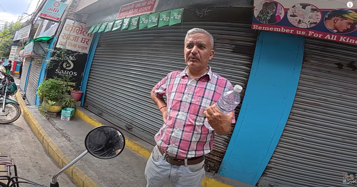 네팔에 놀러갔다가 큰 사건을 목격한 유튜버 근황 | 인스티즈