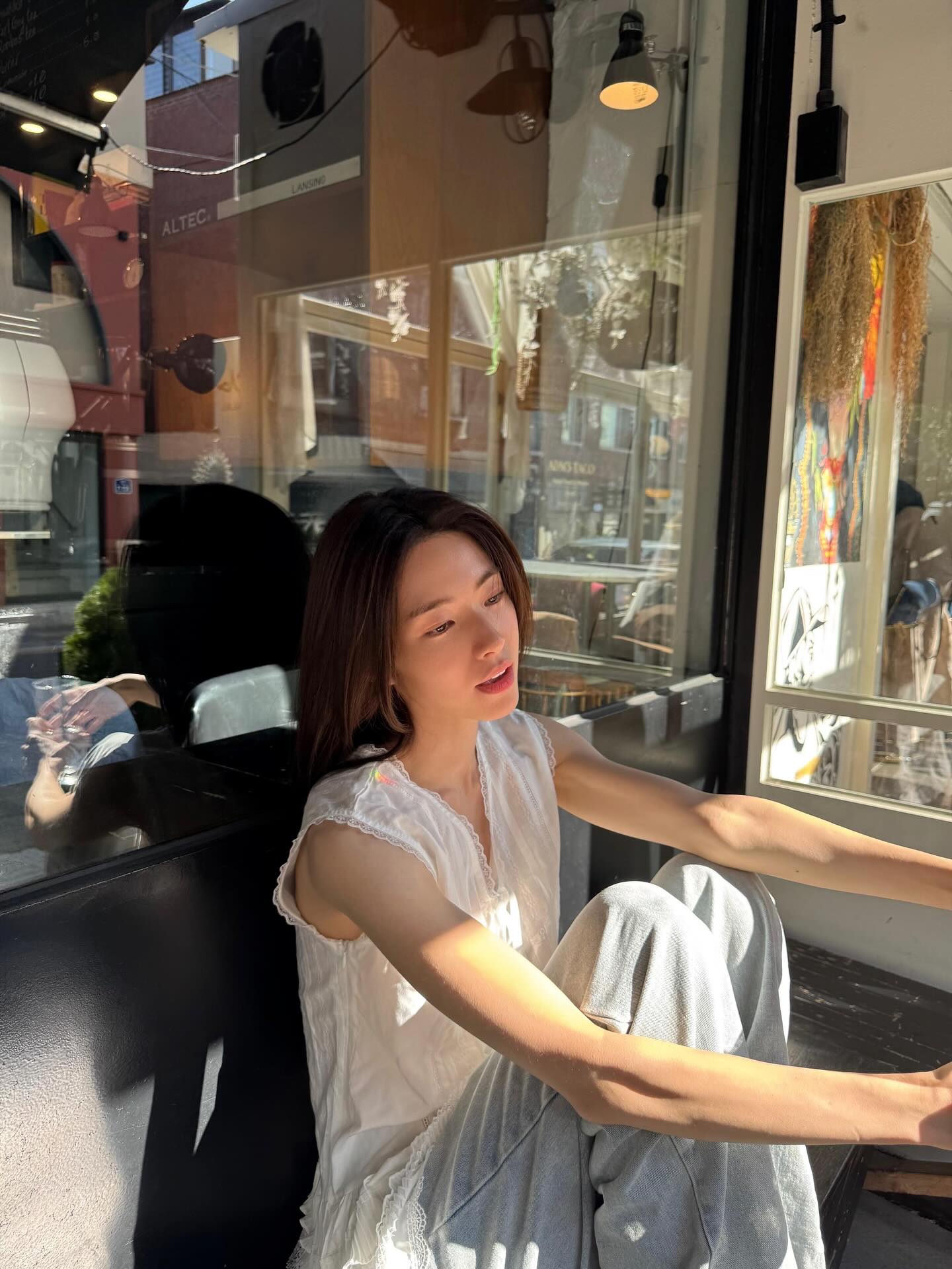 고백하면 받아줄거 같은 배우 하영 근황.jpg | 인스티즈