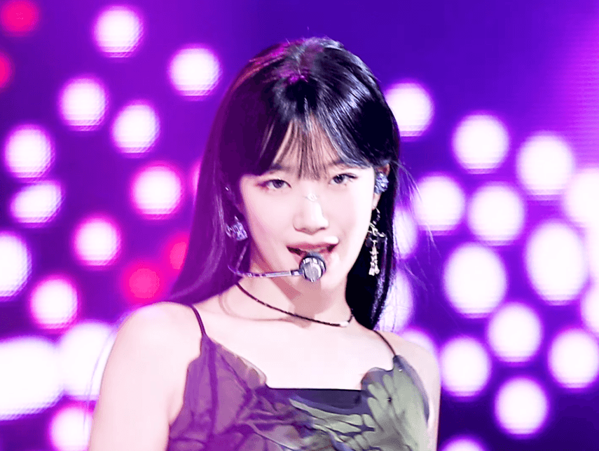 앞머리 내린 카즈하 폼 .gif | 인스티즈