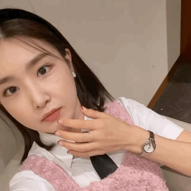 화려한 이목구비는 아니지만 개성있게 이쁜 쁘걸 유나 | 인스티즈