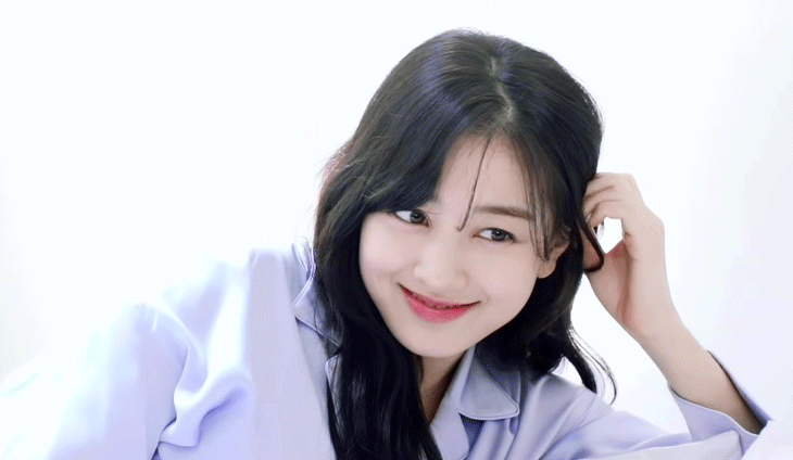 해변에서 화보 찍는 트와이스 지효 | 인스티즈