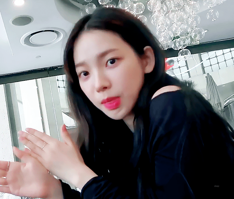 (스압)은근 귀여운 카리나.gif | 인스티즈